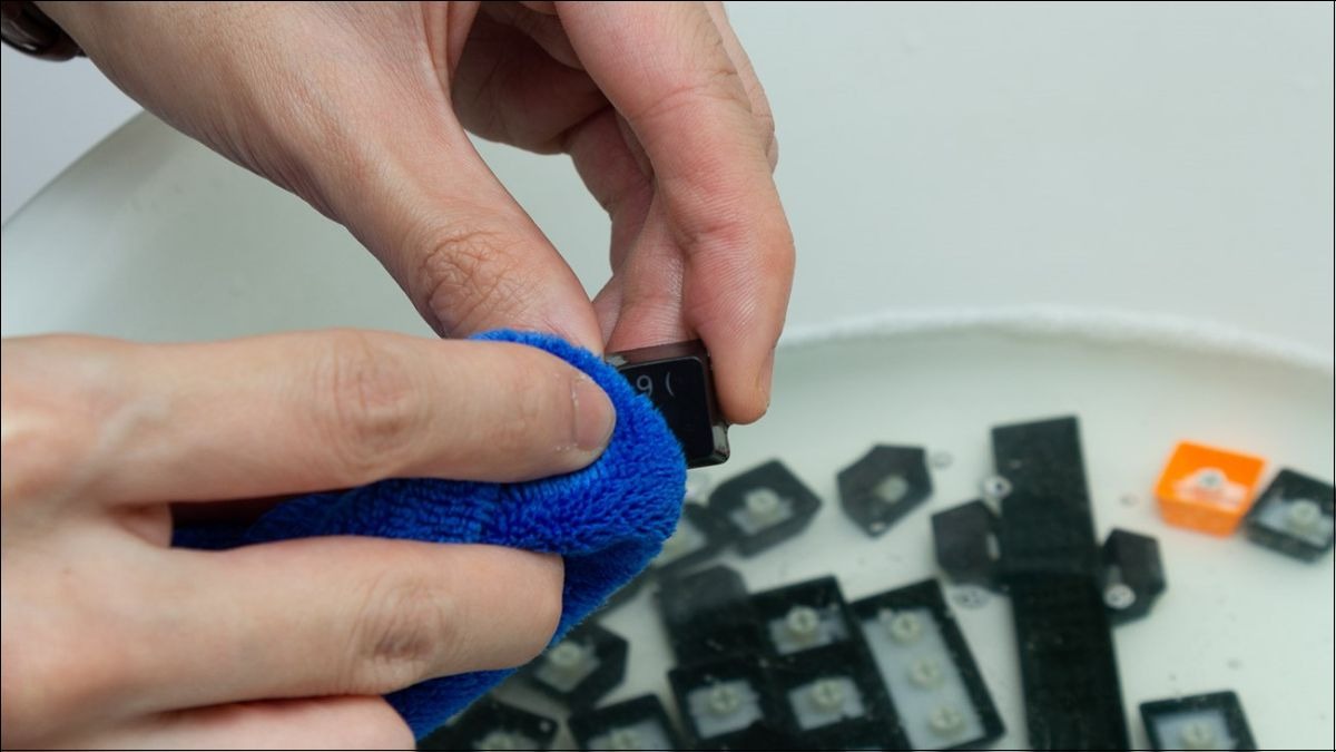 Ve-sinh-va-lap-dat-keycap